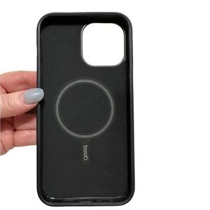 Zagg, Gear 4 - Apple iPhone pro max case : nvr used